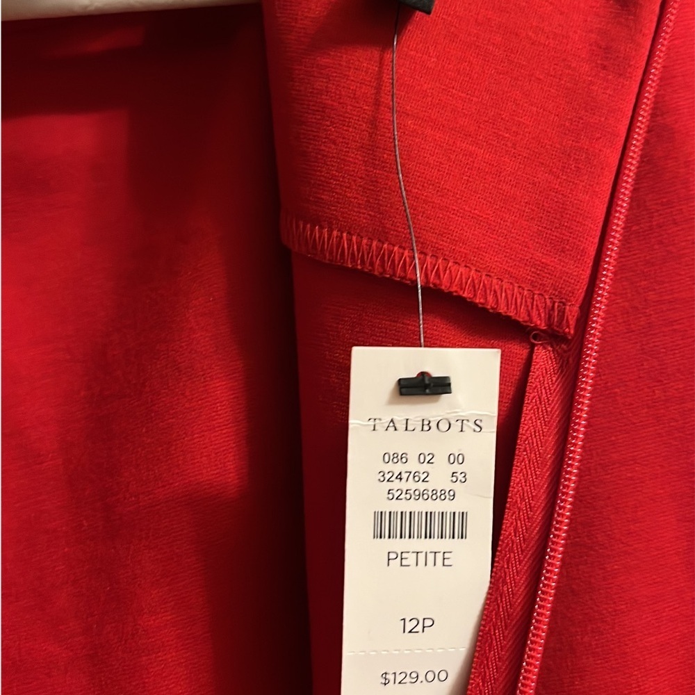 Women’s Talbots Red 3/4 Sleeve Mid Length Dress NWT Size 12P - Picture 3 of 3